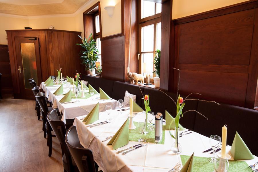 Linde Restaurant & Hotel Nußloch エクステリア 写真