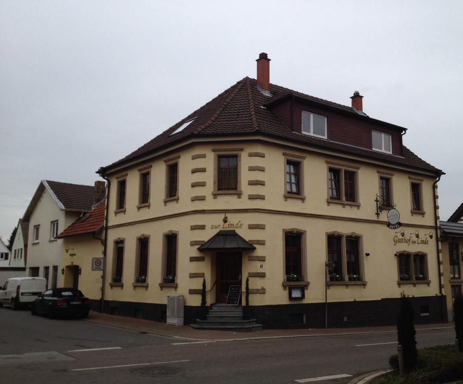 Linde Restaurant & Hotel Nußloch エクステリア 写真