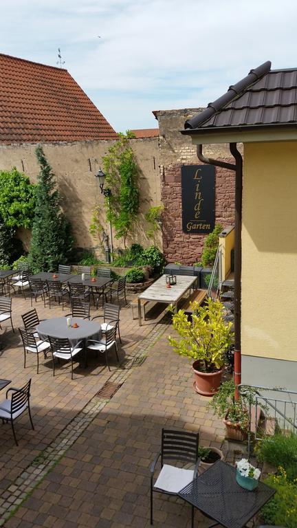 Linde Restaurant & Hotel Nußloch エクステリア 写真